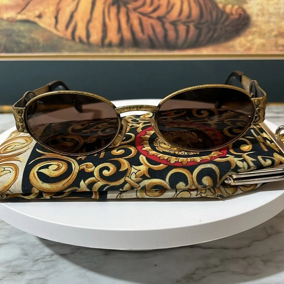 Versace Other - VERSACE VINTAGE UNISEX SUNGLASSES WITH CASE